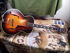Epiphone Masterbilt Deluxe Hollowbody Archtop...