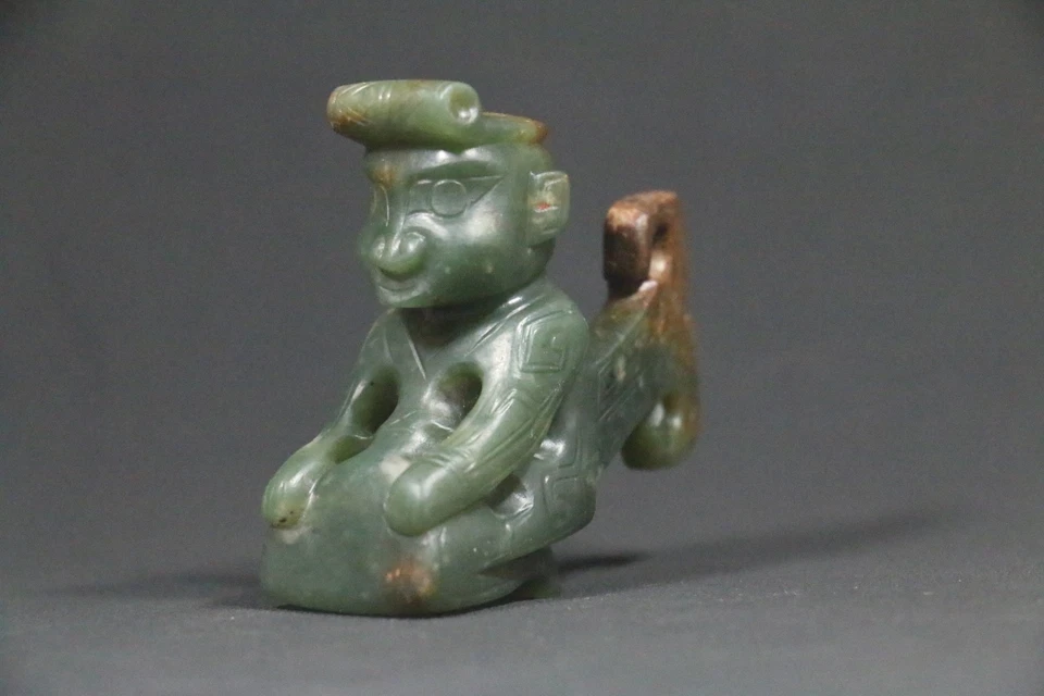 China old Shang Dy green jade Carved fortune god Figure statue pendant 商代青玉神人挂件 - Image 4 of 4