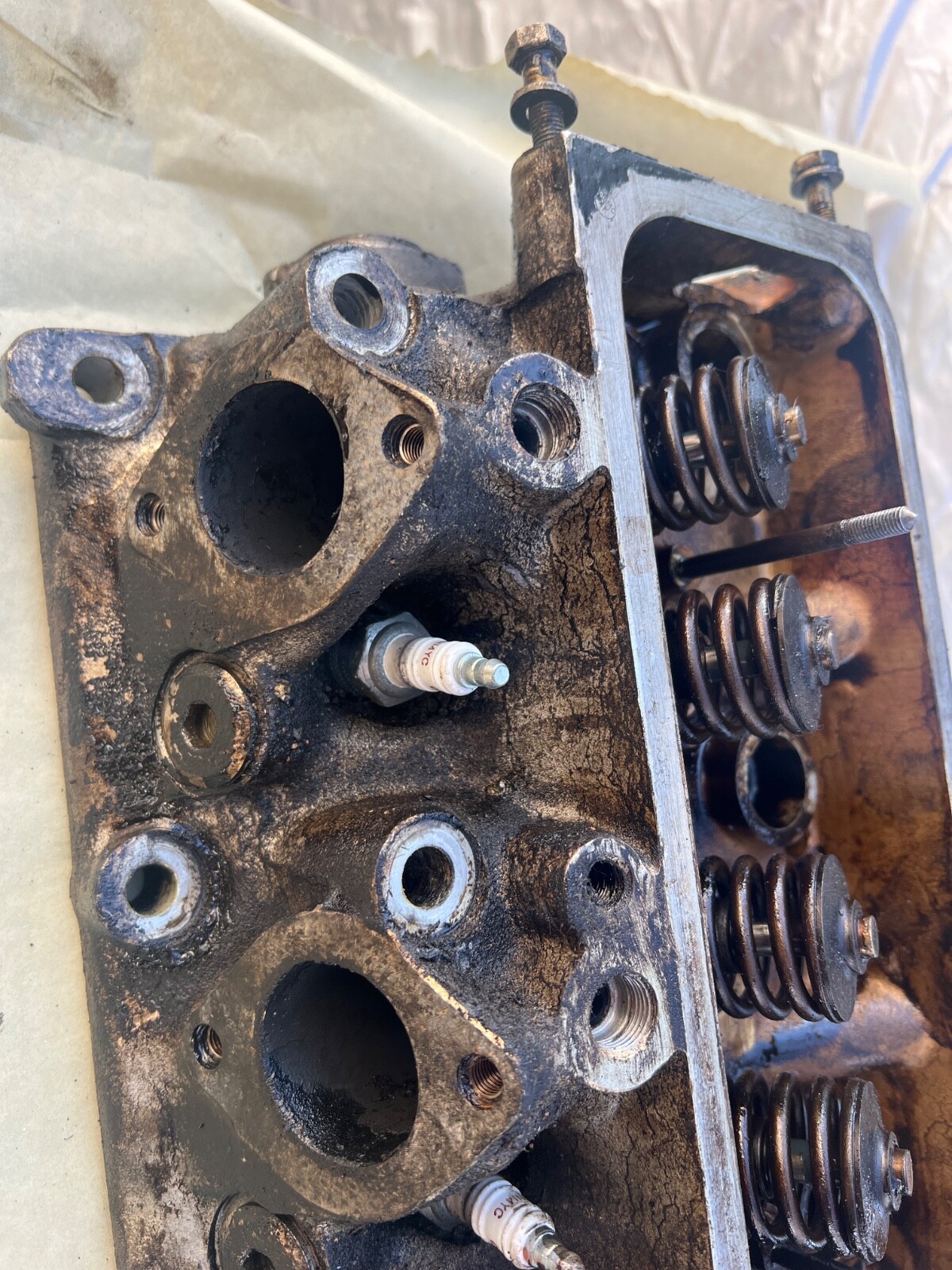 81-89 Rolls Royce Bentley Silver Spirit Spur left cylinder head 60k miles