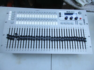 Klark Teknik DN9331 Helix RAPIDE Graphic Controller powers up fine zeros out too