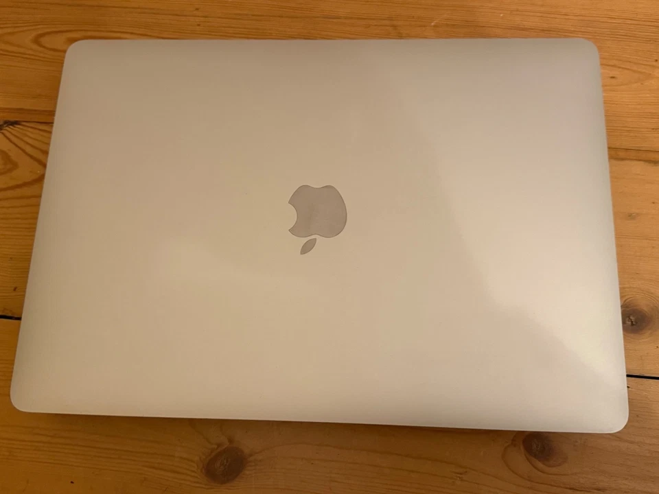 Apple MacBook Pro 13" 2017 · i5 · 8GB · 500GB, photo 3 of 5