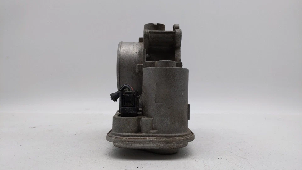 Dodge Journey 2009-2017 carrocería del acelerador BVUHW Foto 4 de 4