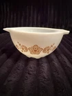 Vintage Pyrex "Cinderella" Nesting Bowl #441 (1.5 pt.) Butterfly Gold Pattern