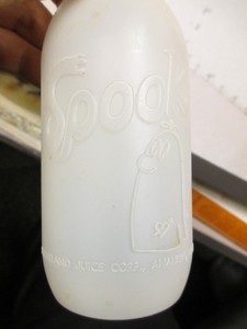 SPOOK 1967 monster ghost kid drink mix plastic bottle 1 pint Sunnyland Juice Co