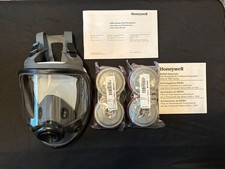 HONEYWELL NORTH 54001 North 5400 Series  Full Face Respirator NIB/W 4 CARTRIDGES