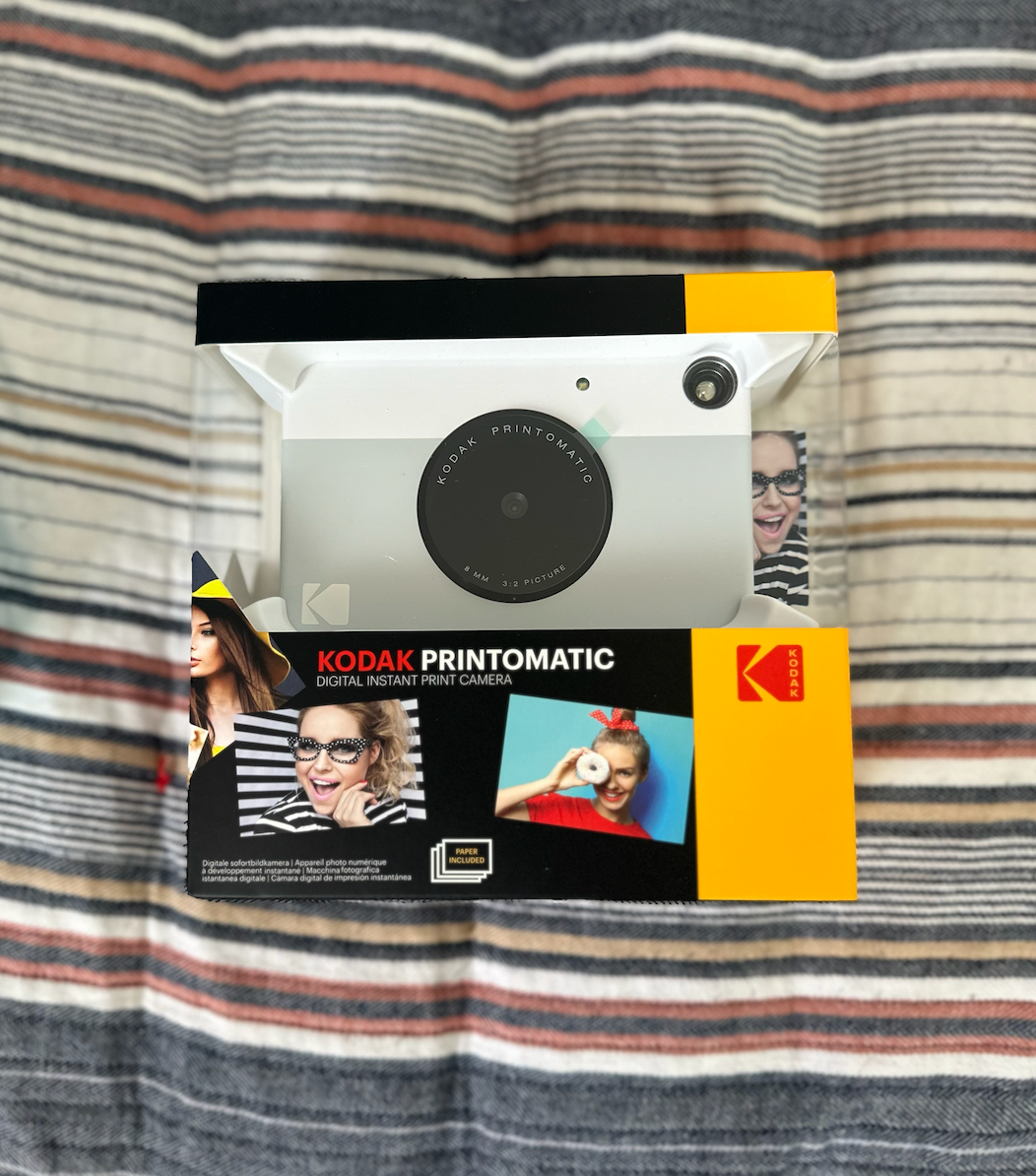 Kodak Printomatic Pack Digital Instant Print Camera Photo Paper Included in box