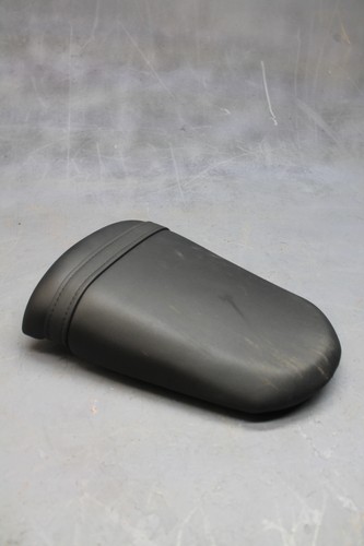 2004 SUZUKI GSXR1000 REAR BACK PASSENGER TANDEM SEAT PAD SADDLE PILLION - Foto 3 di 11