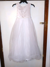 Biała satynowa i siatkowa formalna sukienka dziewczęca 24 BIUST z dużą kokardką z tyłu, perłowa talia,