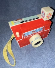 Vintage 1968 Fisher Price Changeable Picture Disc Camera Red Works sorry NO disc