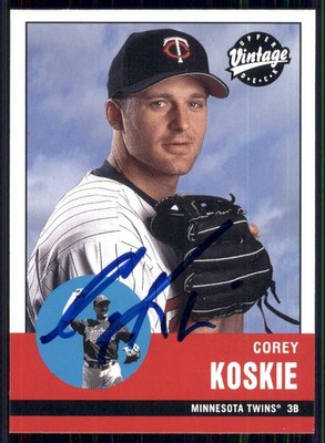 2001 Upper Deck Vintage #125 Corey Koskie - On Card Autograph