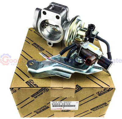 Genuine Toyota Hilux KUN16 1KD 3.0 Diesel Exhaust Gas Recirculation EGR Valve - Image 1 of 4