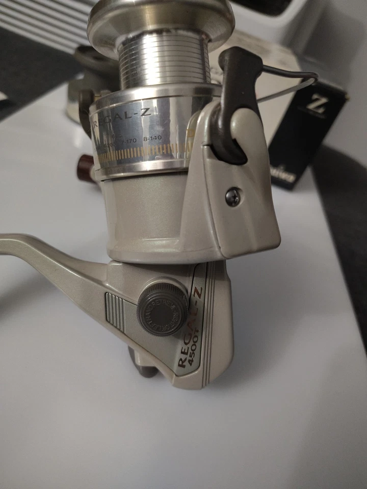 VINTAGE ( Daiwa ) REGAL-Z 4500 T with XTRA SPOOL ( NOS ) SEE PHOTOS - Image 2 of 4