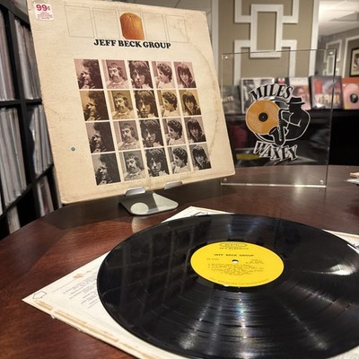 JEFF BECK - Jeff Beck Group (Self-Titled) 1972 - KE 31331 Epic yellow VG+
