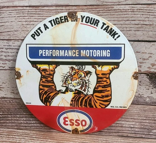 Vintage ESSO Tiger In Your Tank Porcelain Metal Gas Pump Plate Sign