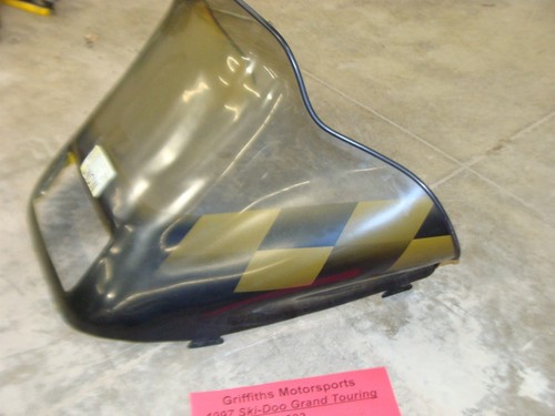 1997 SKIDOO Grand Touring 583 Cobra Powermadd yellow checker windshield 10313010 - Picture 2 of 15