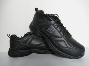 skechers restaurant shoes