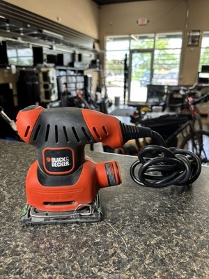 USED BLACK & DECKER 7447 CORDED Electric Palm SANDER NO DUST BAG (QUI003575)