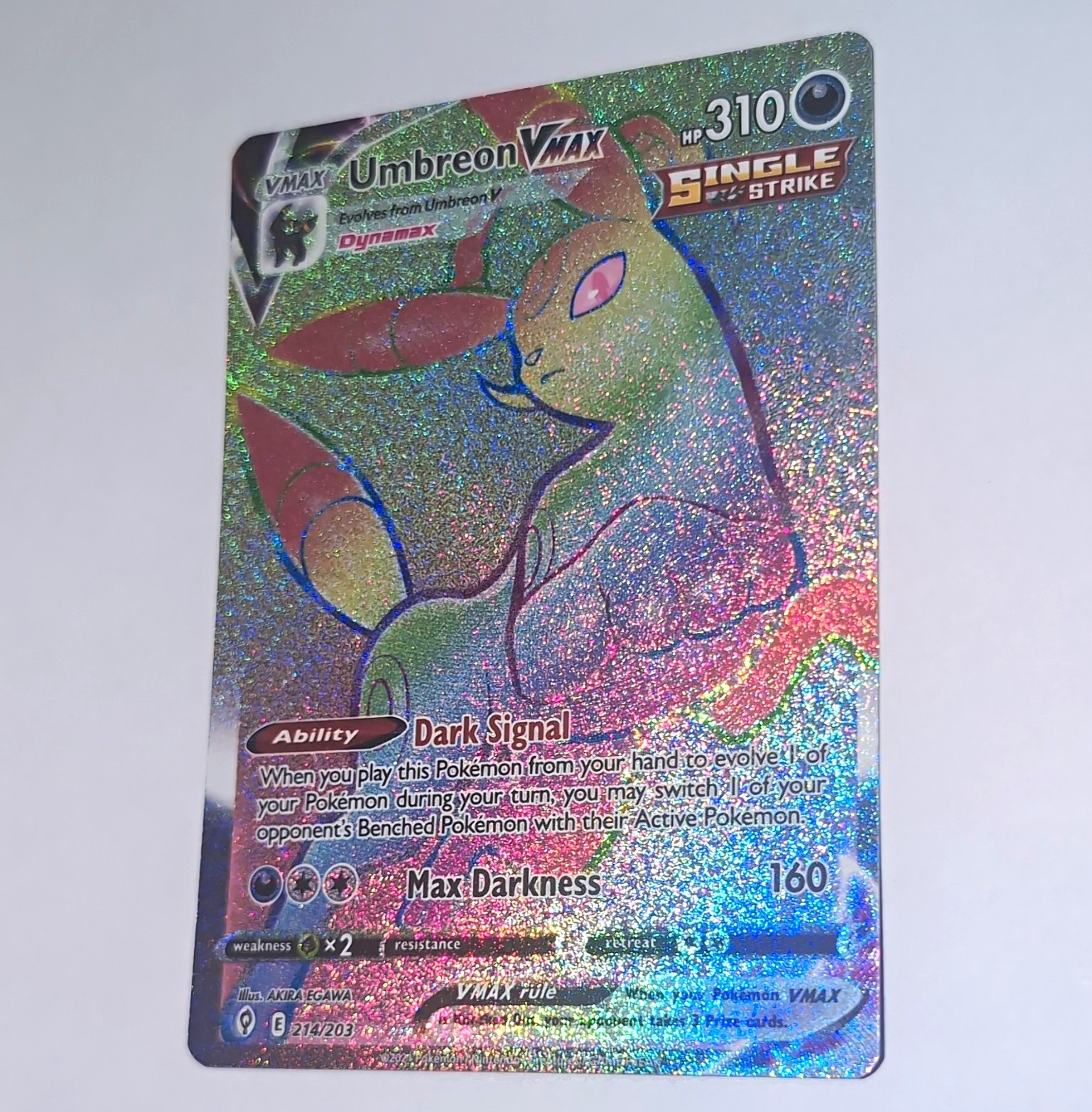 Umbreon VMAX Secret Rare Rainbow Holo - Pokémon Evolving Skies - 214/203 LP -
