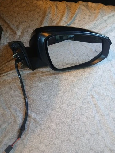 2013-2017 Honda Accord Right Passenger Mirror / Camera Black OEM  76200-T2G-A414