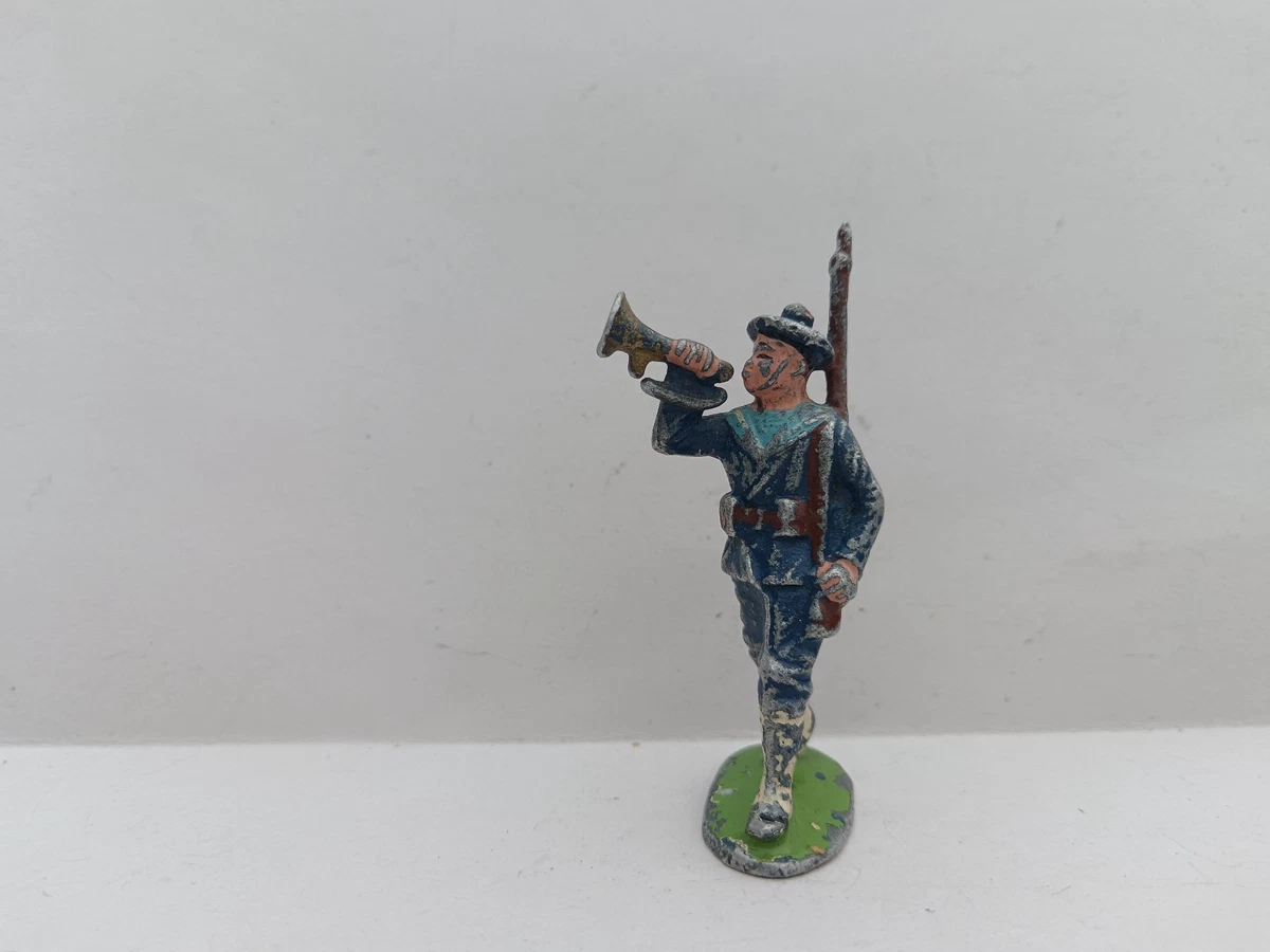ANCIENNE FIGURINE QUIRALU METAL - SOLDAT DEFILE AVEC FUSIL EPAULE (6x3cm) - Games and toys ANCIENNE FIGURINE QUIRALU METAL - SOLDAT DEFILE AVEC FUSIL EPAULE (6x3cm) - Games and toys