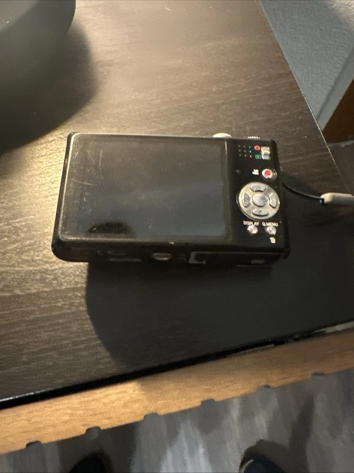 Panasonic Lumix DMC-TZ7, Foto 2 von 2