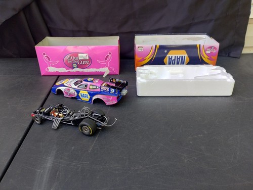 Diecast 1/24 Scale Susan G. Komen 2009 Ron Capps Special Edition NHRA Race Car