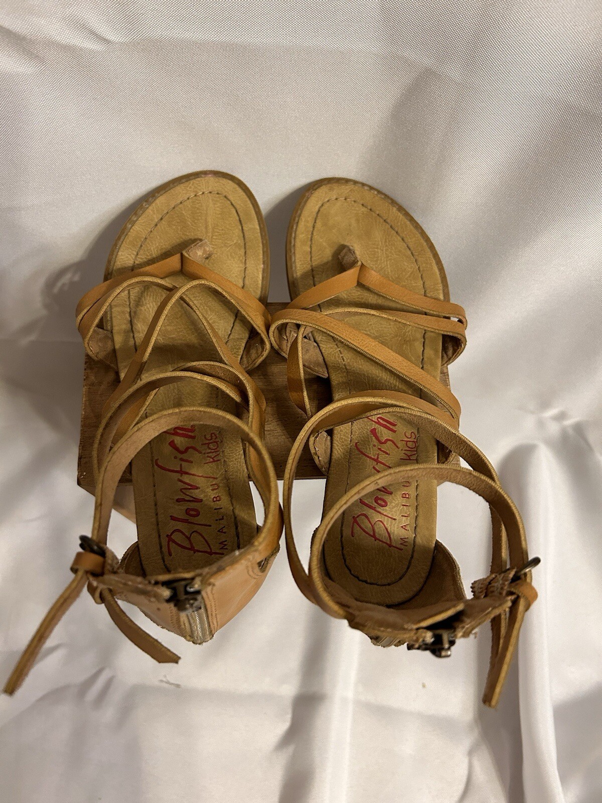 Blow Fish Girls Sandals Tan Size 4, Gladiator Style Beach Vacation