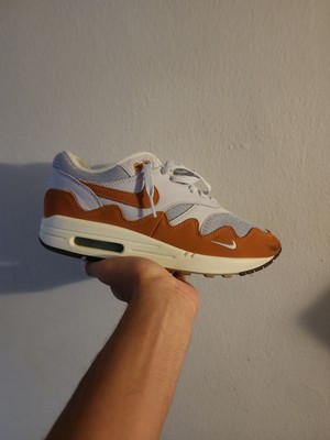 SAME DAY SHIPPING Nike Air Max 1 Patta Waves Monarch DH1348-001 Men's Size 8 
