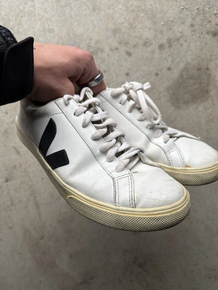 Veja Esplar Low White Black Women's Size 8 Leather Lace Up Shoes Sneakers - Image 3 of 4