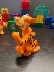 Lego Duplo Lot 2981, 2975, 2976, 2977: Winnie The Pooh, Tigger, Eeyore, Piglet