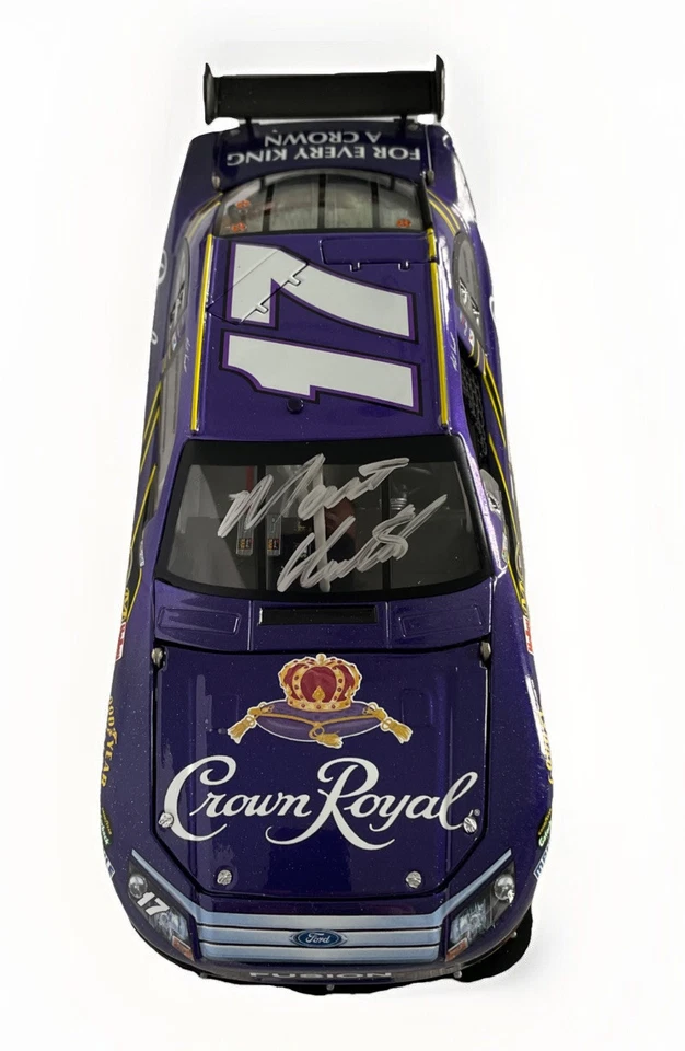 Autógrafo fundido a presión Matt Kenseth (Roush Fenway Racing Crown Royal #17 Ford Fusion) Foto 2 de 4