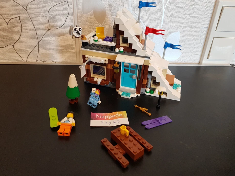 LEGO Creator 31080 Modular Winter Vacation, Foto 1 von 5