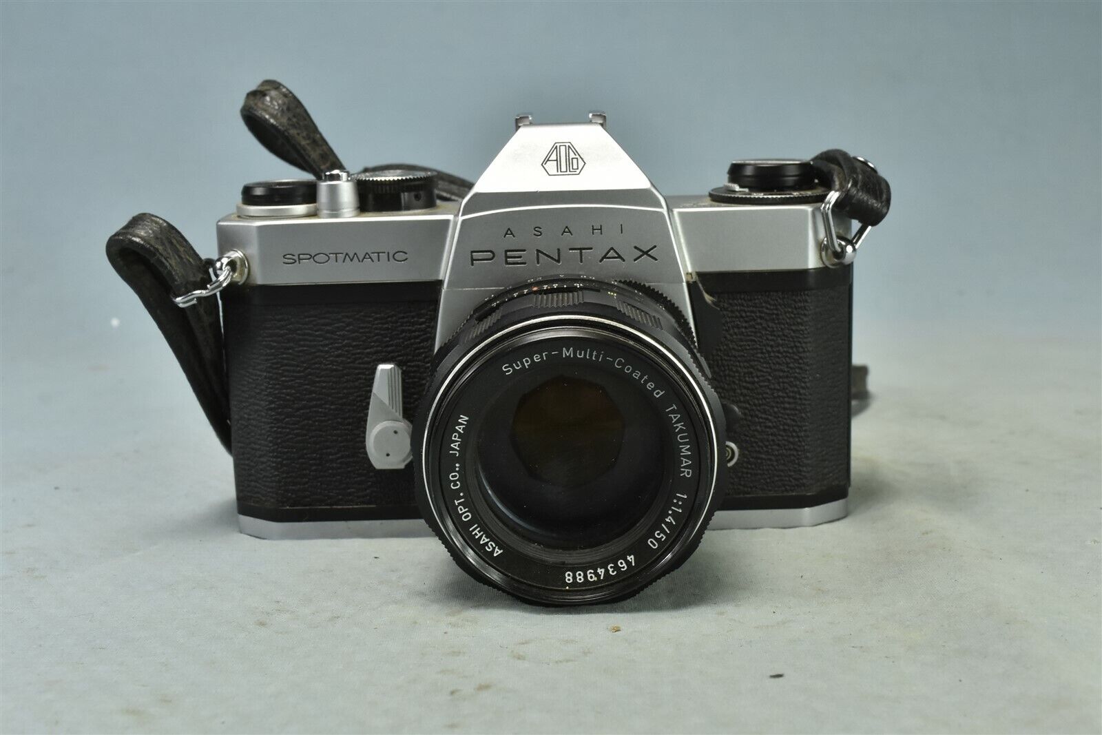 Vintage PENTAX SPOTMATIC 35 mm ASAHI CAMERA SUPER TAKUMAR 1:1.4/50 