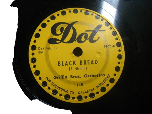 7” Versatiles Give Me Bread / Version none Soul Sounds /00048 The Versatiles – Give Me Bread – Vinyl (Magenta Print, 7