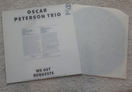 OSCAR PETERSON TRIO - We Get Requests - Vinyl LP *Verve 2352 065* Mint condition - Picture 4 of 10