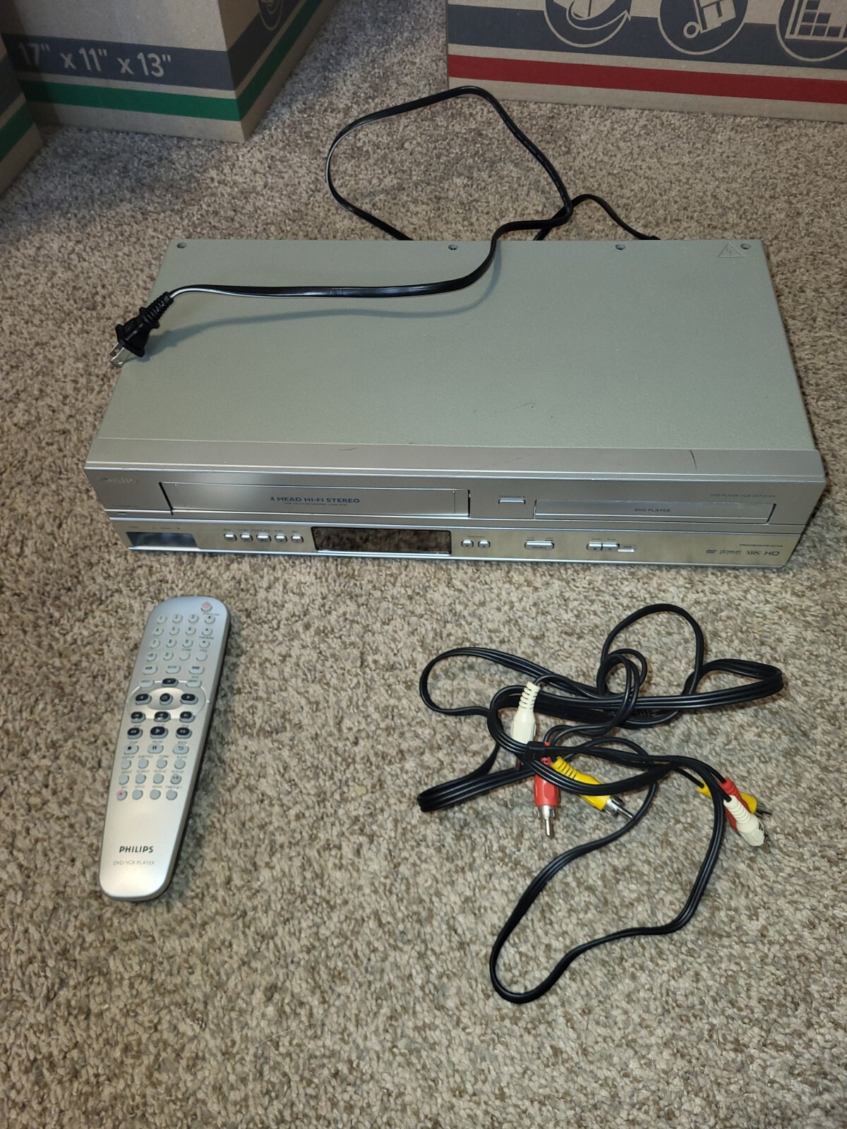 PHILIPS VCR DVD Combo Player VHS Video Tape Cassette DVP3345V/17 w