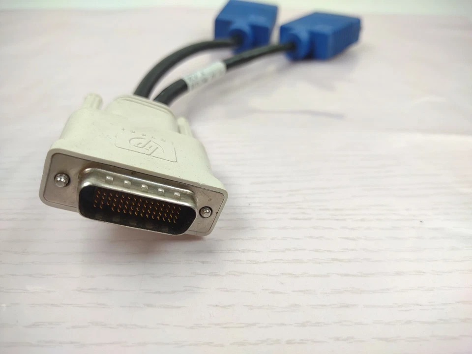 HP 338285-008 DMS-59 Adattatore cavo splitter a Y maschio a doppio VGA femmina - Immagine 3 di 4