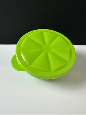 Tupperware Citrus Keeper Forget Me Not 16oz lemons oranges lime Keeper