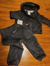 Boys Nike 2-Piece Hoodie  Jogger Set Size 24M Brand New with Tags
