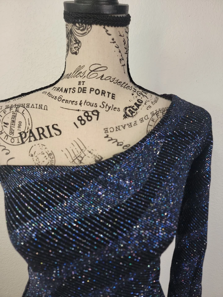 Mini Vestido Guess Marciano Los Angeles Un Hombro Talla S Negro Azul Ropa de Club Foto 3 de 4