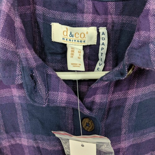 Top túnica Denim & Co. Adaptive Heritage a cuadros con botones delanteros púrpura azul marino talla pequeña - Imagen 2 de 6