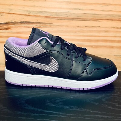 Nike Air Jordan 1 Low ブラック/パープル Jordan 1 Low Black/Court Purple/White for Sale