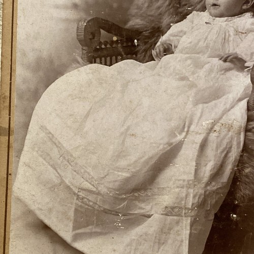 1800s Cabinet Card Photo Precious Victorian Baby w Long Dress - Picture 5 of 8