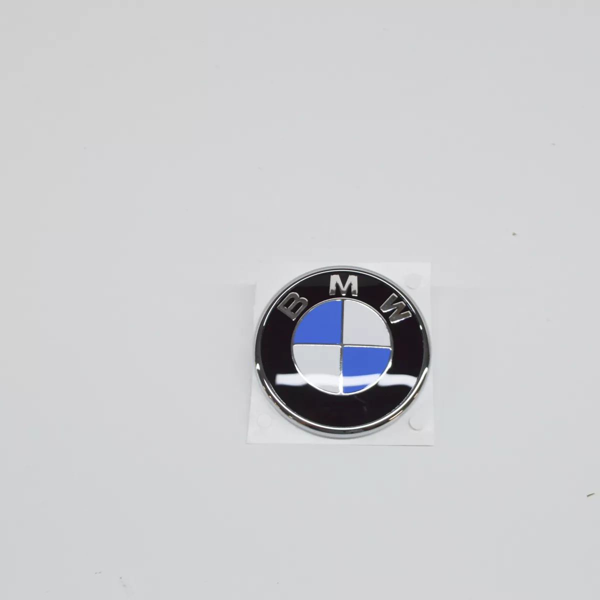 NEU BMW E46 CABRIO EMBLEM RONDELLE STAMM 7019946 51137019946 