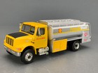 1:54 First Gear Diecast International 4900 Tanker Truck Formula Shell D1267