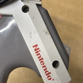 NINTENDO NES ZAPPER LIGHT GUN CONTROLLER OFFICIAL GRAY OEM NES-005