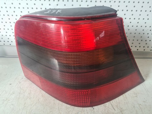 29* VW Golf IV 3 Türig Bremsleuchte Rückleuchte Bremslicht Rechts