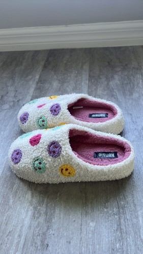 Kensie women’s fuzzy slide slippers