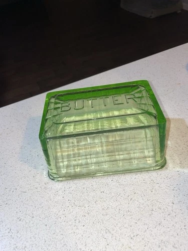 Vintage Block Optic Green Depression Vaseline Uranium Glass Butter Dish