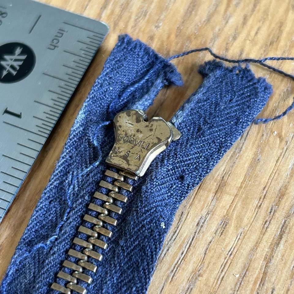 De colección Años 40 50 GRIPPER CREMALLERA Extremo Cerrado LEVIS LEE WRANGLER #5 6.5” Latón AZUL MARINO Foto 4 de 4